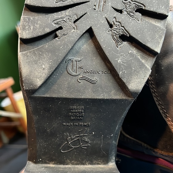 John Fluevog Lug sole chestnut brown Chelsea boot from Fluevog. 8M/10L - Picture 5 of 10